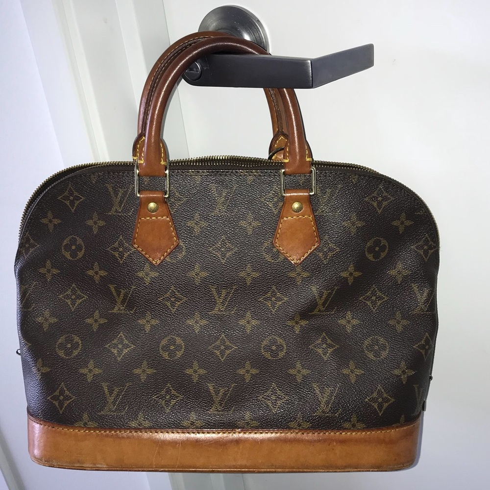 Louis Vuitton Alma bag
